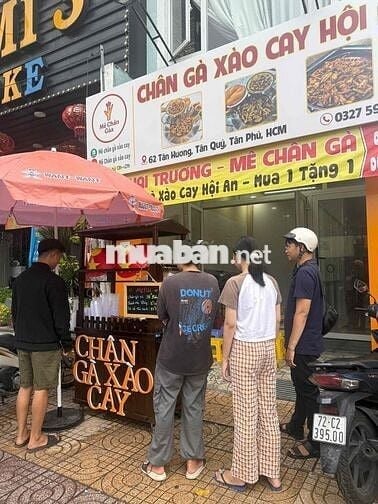 Cho thuê mặt bằng vỉa hè bán buổi sáng