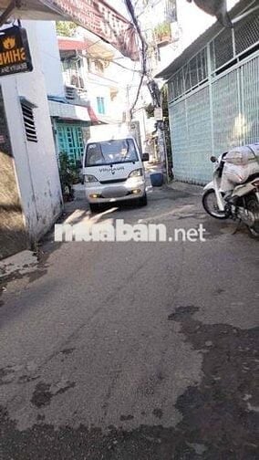 Cho thuê nhà mới Bà Hom p13 q6