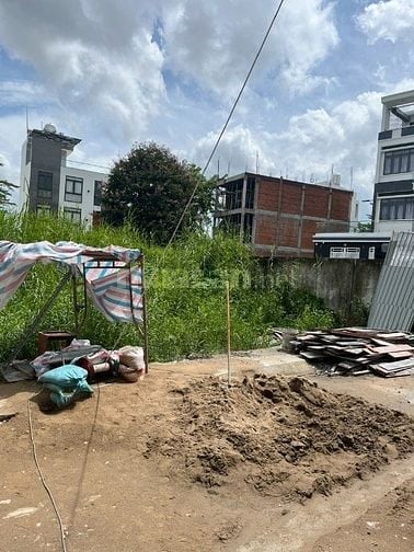 Chính chủ bán đất hẻm HXH tới nhà cách đường Huỳnh Tấn Phát 30m