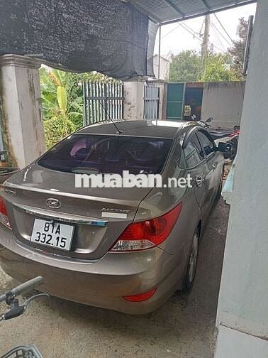 Hyundai Accent 2012 1.4 MT - 13 km