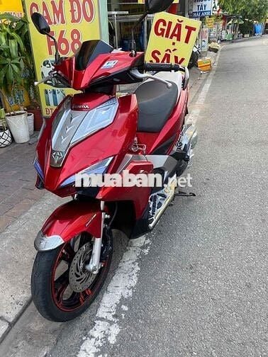 Thanh lý Air Blade 2017 màu đỏ máy nguyên zin