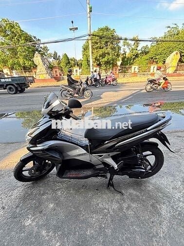 Honda Ari black
