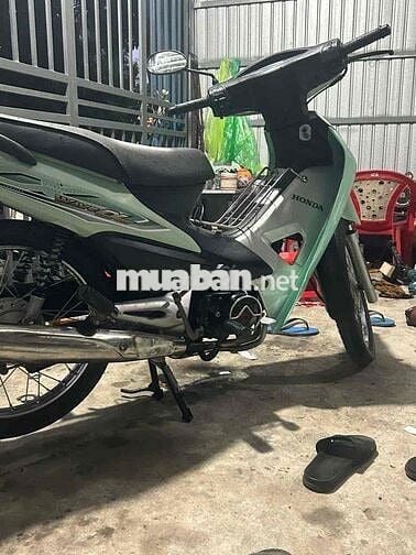 Xe ít ik cần bán lại wave 50 xe còn khá mới máy im