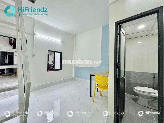 1TRỆT 1LẦU RỘNG 40m2 GIÁ RẺ MỚI 100% CỬA SỔ TRỜI THOÁNG GẦN ĐH LUẬT