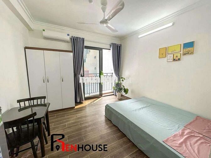 TRỐNG PHÒNG STUDIO BAN CÔNG ĐẦY ĐỦ NỘI THẤT NGAY GOLDMARK CITY