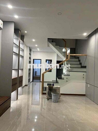 Nhà 01 Trệt 01 Lầu Mặt Tiền Nguyễn Thành Đồng