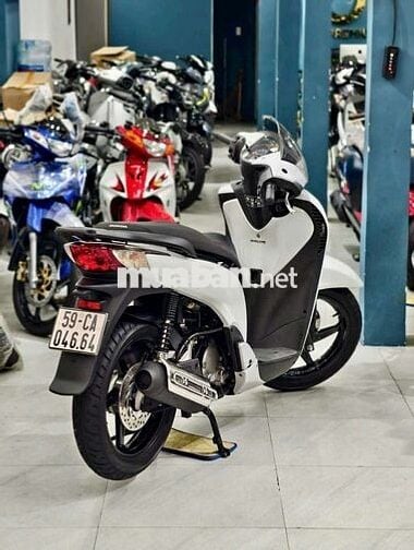 Bán SH150i Ý 2011 Xe Một Chủ, Zin Nguyên Bản