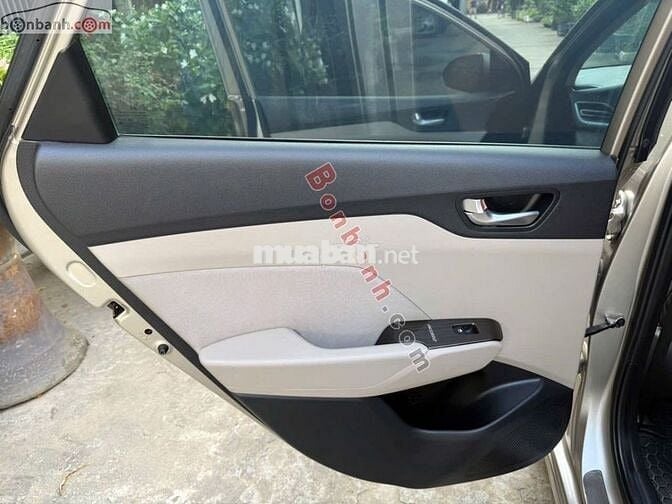 Hyundai accent 2021