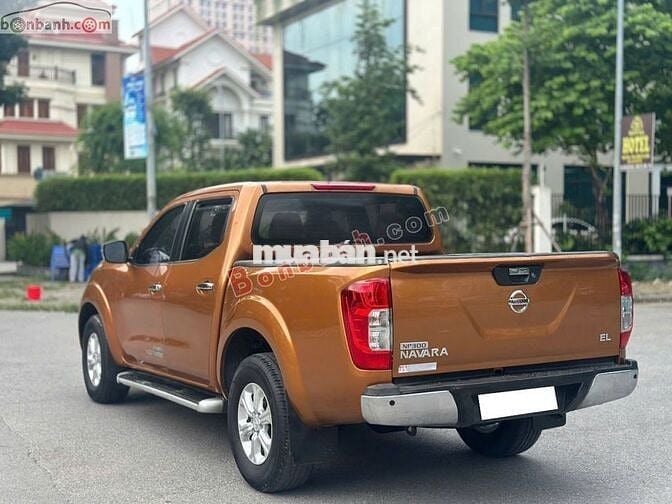 FORD HUYỀN THOẠI RA THÌ NAVARA