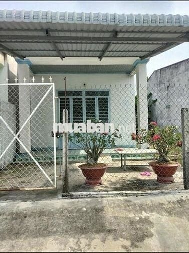 Bán gấp nhà Tân Hiệp Hóc Môn 845 triệu có SHR 93m2 , Chủ Ngộp Gấp !