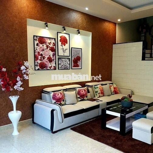 CHO THUÊ NHÀ 3 LẦU FULL NỘI THẤT HƯNG PHÚ CTY8 GIÁ 12TR/THÁNG