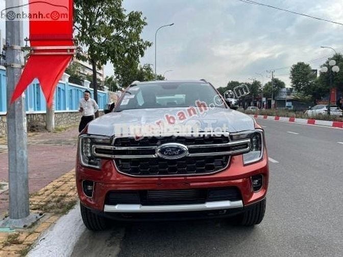 Ford Everest Titanium 2.0L 4x2 AT 2025