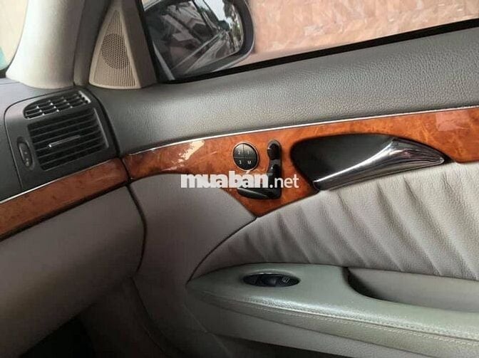 Mercedes Benz E Class 2003