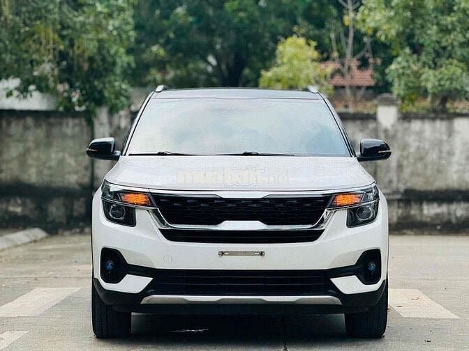 Kia Seltos 2022 Luxury 1.4 AT - 40000 km