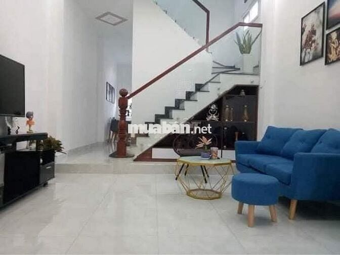 Cho Thuê Nhà 2 Tầng full Nội Thất Gần Chợ Thủ Đức