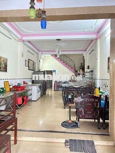 Bán nhà mặt tiền đường Núi Thành