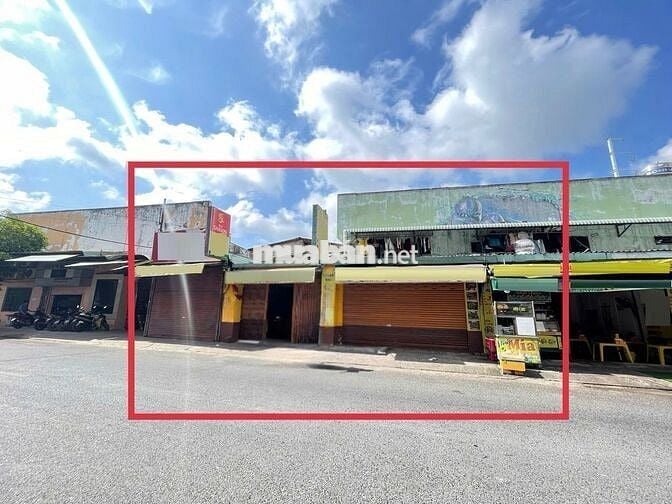 Mặt Tiền Khu Bàu Cát Diện Tích 10x11 Ngay Ngã Ba Đồng Đen.