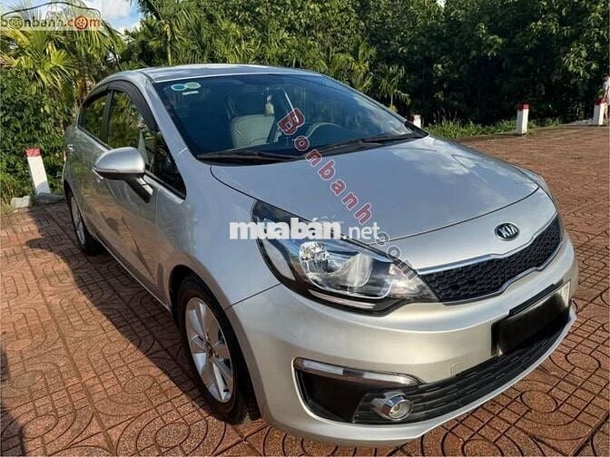 Kia Rio 1.4 AT 2015