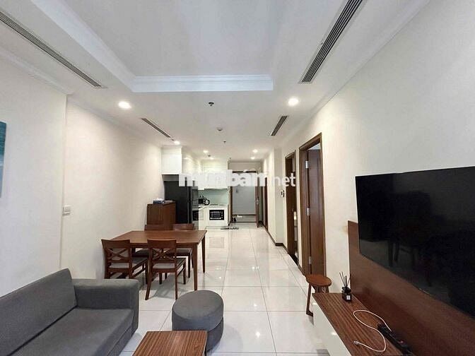 bán 1pn Landmark 4 - giá : 5.5 tỷ , full nội thất , săn hợp đồng thuê