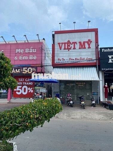 CHO THUÊ MẶT BẰNG ĐẸP – VỊ TRÍ ĐẮC ĐỊA TẠI TRUNG TÂM THỊ TRẤN