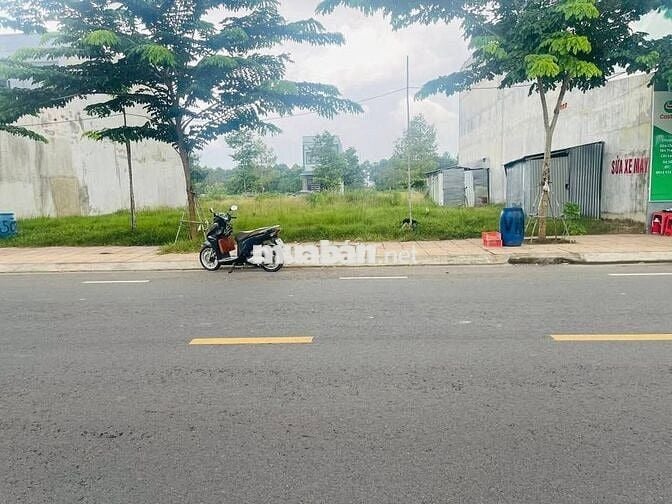 RẺ HƠN 200TR. CHỦ BÁN NGAY LÔ ĐẤT 150M2 FULL THỎ Ở LAI UYÊN - BÀU BÀNG