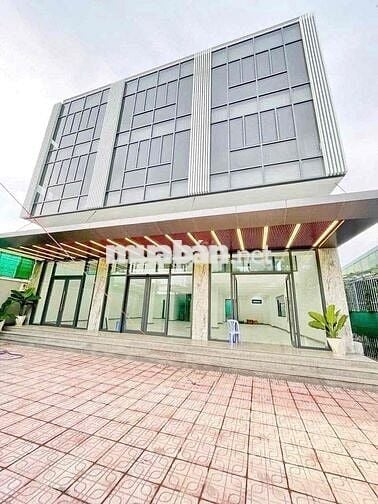 CHO THUÊ TOÀ NHÀ VĂN PHÒNG FULL VÁCH KÍNH HIỆN ĐẠI NGUYỄN THỊ THẬP