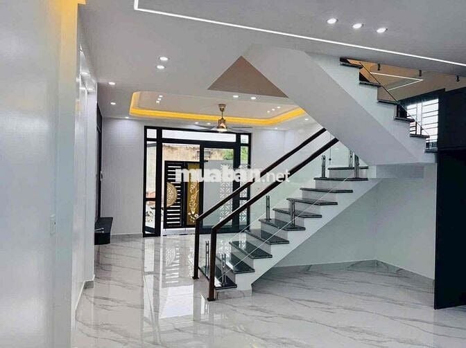 cần bán nhà sổ riêng hỗ trợ trả góp dài hạn từ 5-30 năm