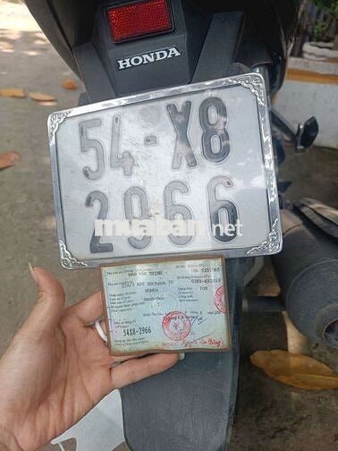 Xe ít chạy . Máy rất êm