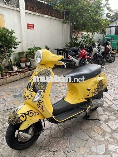 Xe piaggio vespa