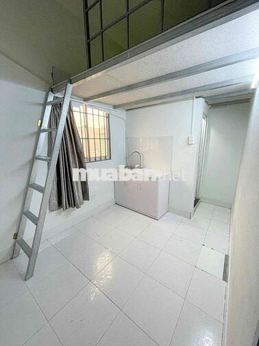 Gác như hình, phù hợp hssv, ngay cầu Nguyễn Văn Cừ, chữ Y,  FREE Xe