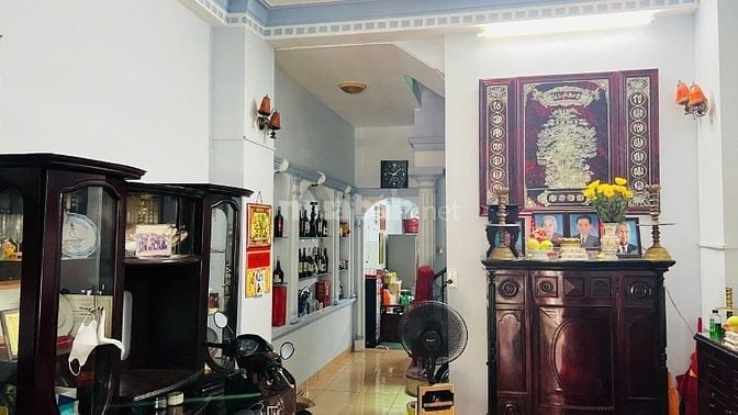 Bán nhà phố mặt tiền đường Phan Huy Thực, phường Tân Kiểng, Quận 7. 