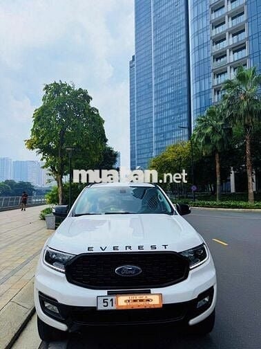 Ford Everest Trắng 12/2021 Sport 2.0L - 34.250 km