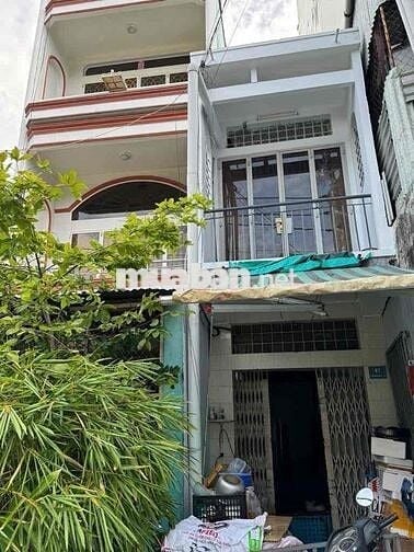 Nhà 2 Tầng Quận 11 — Gần Lạc Long Quân Hồng Bàng P1 18m2