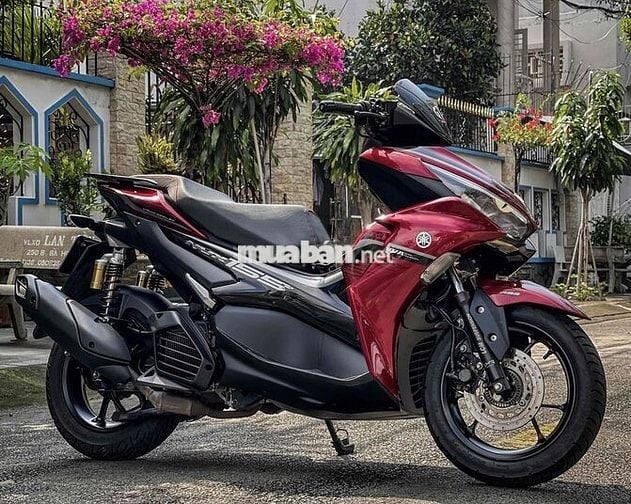 cần bán Yamaha NVX155 V2 có nhận giao lưu xe.