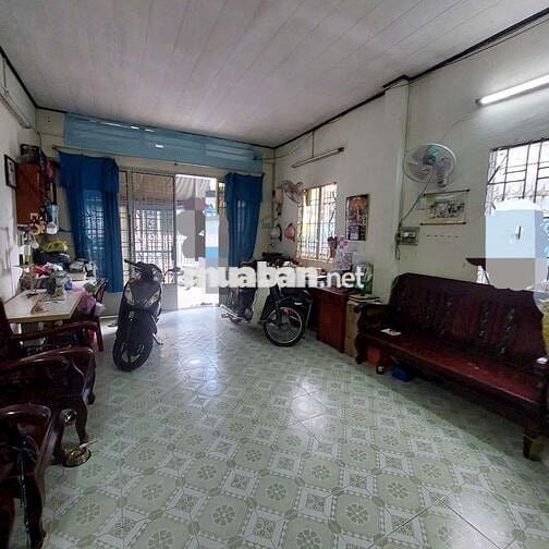 Nhà 5x21 ,hẻm 1xet thông ôtô tới cửa gần coopmat Phan Văn Hớn