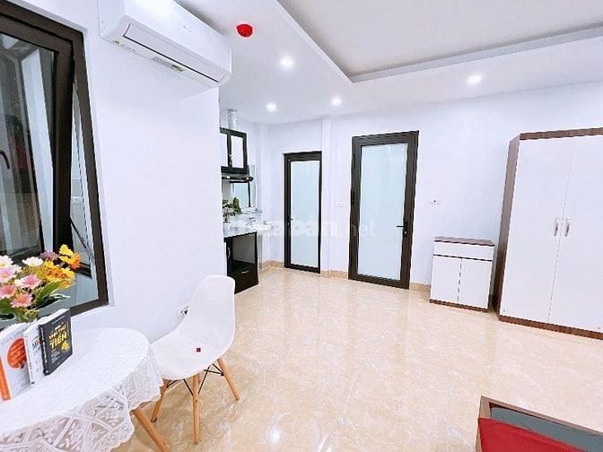  Phòng đơn 30m² – bếp riêng – full đồ 📍 3B ngõ 569 Lạc Long Quân, gần