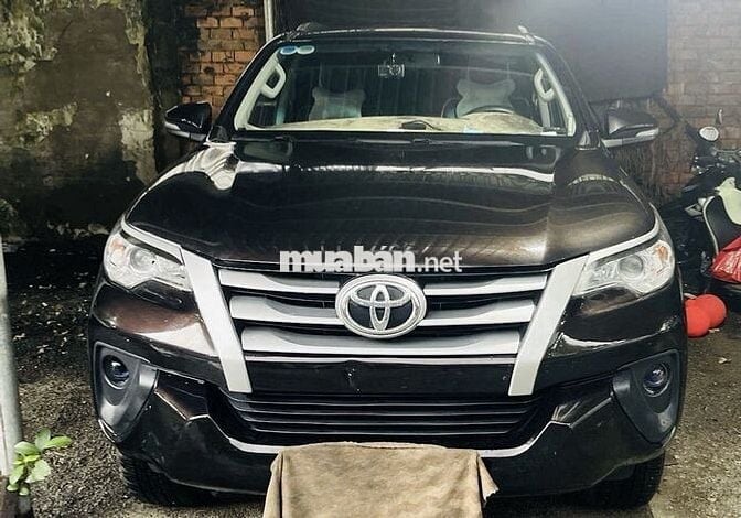 Toyota Fortuner 2017 2.4G 4x2 MT - 68600 km