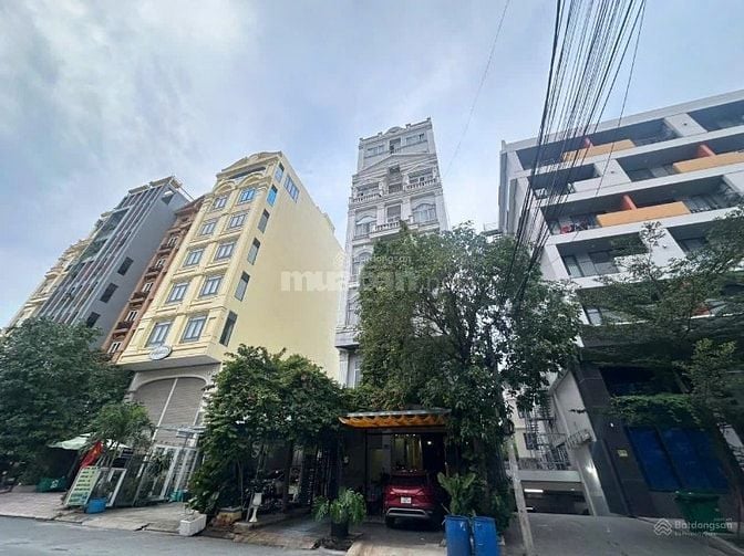 Tòa nhà CHDV Cao Thị Chính, Phú Thuận quận 7 (8x21m) HDT 270 triệu