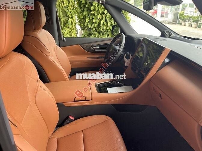 Alphard Phiên bản HEV