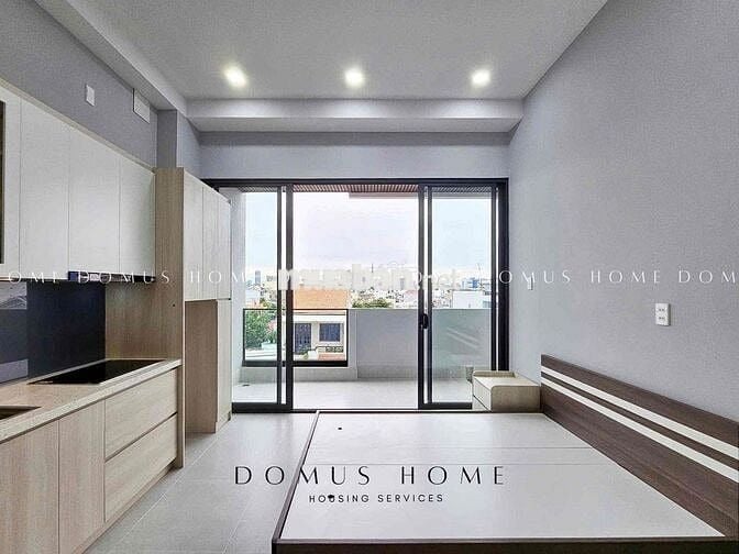 STUDIO BAN CÔNG FULL NỘI THẤT NGAY CÁCH MẠNG THÁNG 8