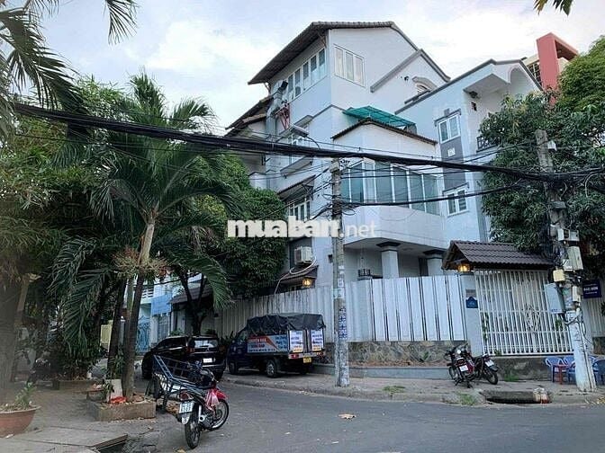 CCHO THUÊ VILLA 860A NGUYỄN GIA TRÍ PHƯỜNG 25 QUẬN BÌNH THẠNH
