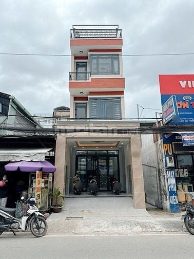 Chính phủ cần bán nhà mặt tiền đường lên văn lương Q7 