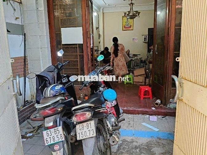 CHỦ NGỢP BANK, TIỆN XÂY MỚI, 68M2, HẺM VI VU, HOÀNG HOA THÁM, 7.75T