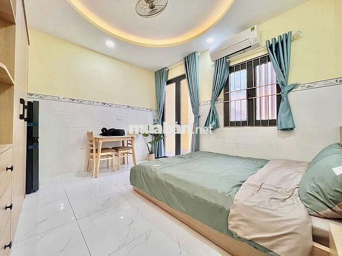 Studio Đầy Đủ Nội Thất, Ban Công Cửa Sổ Thoáng Mát. Ngã Tư Phú Nhuận