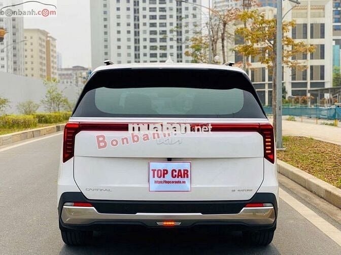 Kia Carnival 2.2D