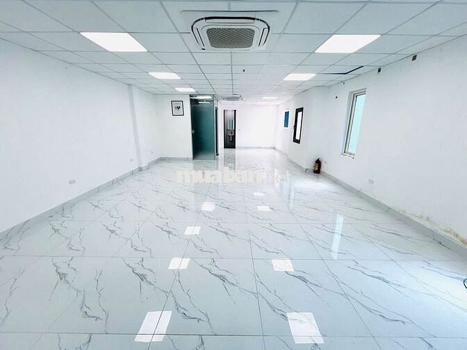 🏢 Cho thuê văn phòng đường Cầu Giấy | 90m² – 14tr