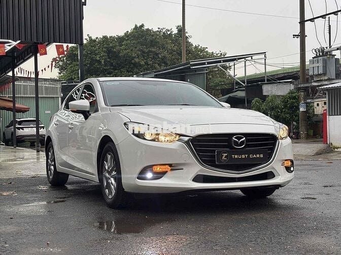 Mazda 3 2019 Sport 1.5L Luxury - 1495 km