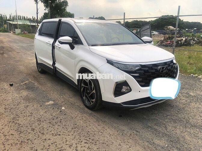 Hyundai Custin 2024 Cao Cấp 2.0T - 19000 km