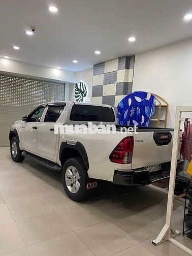 Hilux 2019 2.4E 4×2 AT - 90000 km