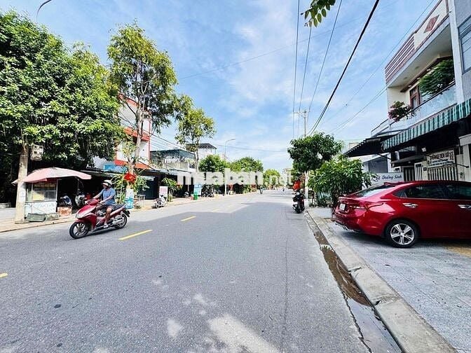 Đất mặt tiền đường 10.5m Cao Hồng Lãnh- Ngũ Hành Sơn 4tỷ6xx